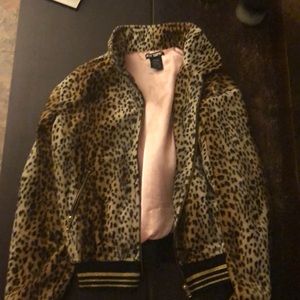 Leopard bomber jacket
